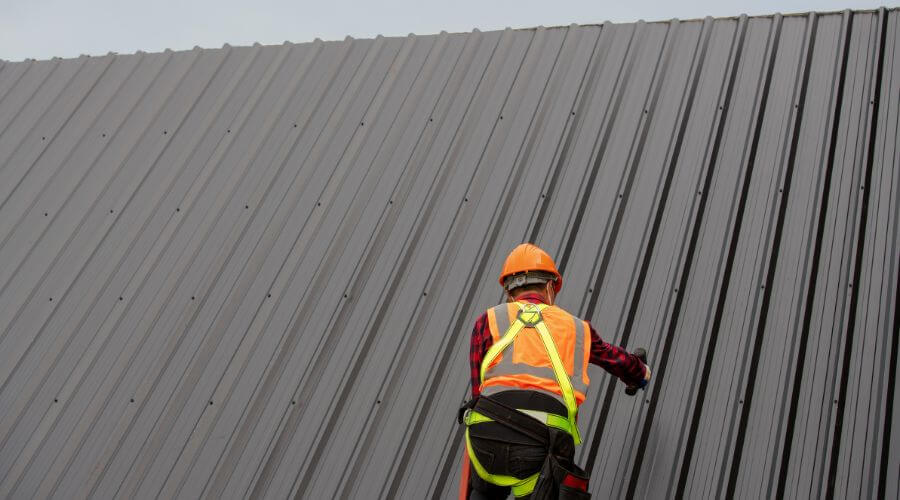 Professional metal roof installation services in Huntington, OR